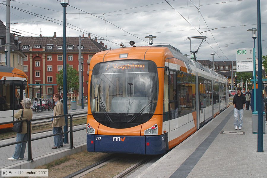 Straßenbahn Mannheim - 762
/ Bild: mvg762_bk0705080040.jpg