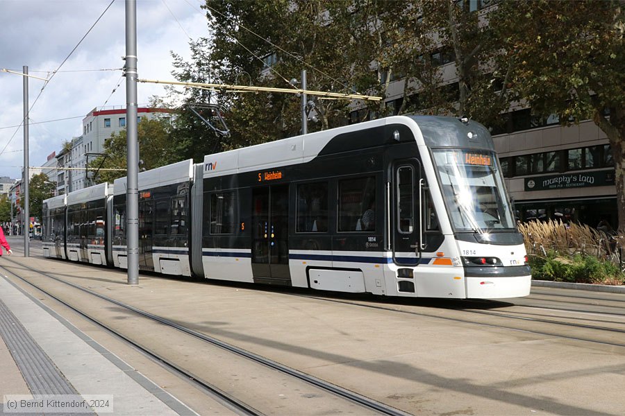 Rhein-Neckar-Verkehr - 1814
/ Bild: rnv1814_bk2410020110.jpg Rhein-Neckar-Verkehr - 1814
/ Bild: rnv1814_bk2410020110.jpg