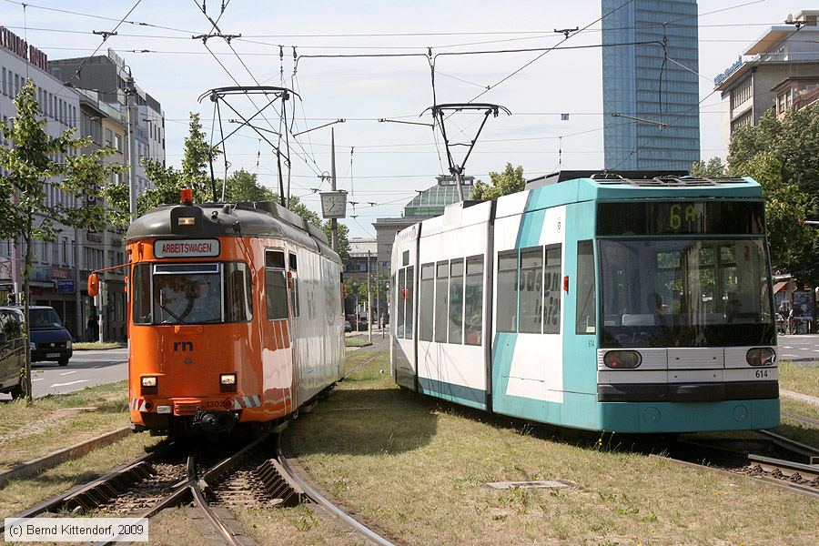 Straßenbahn Mannheim - 1302
/ Bild: mvg1302_bk0906030006.jpg