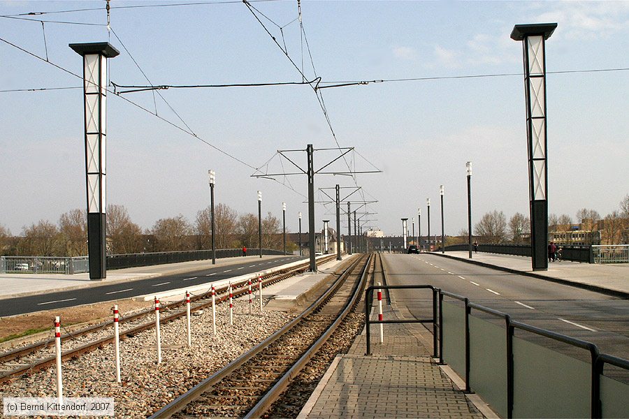 Straßenbahn Mannheim - Anlagen
/ Bild: mannheimanlagen_bk0704010007.jpg