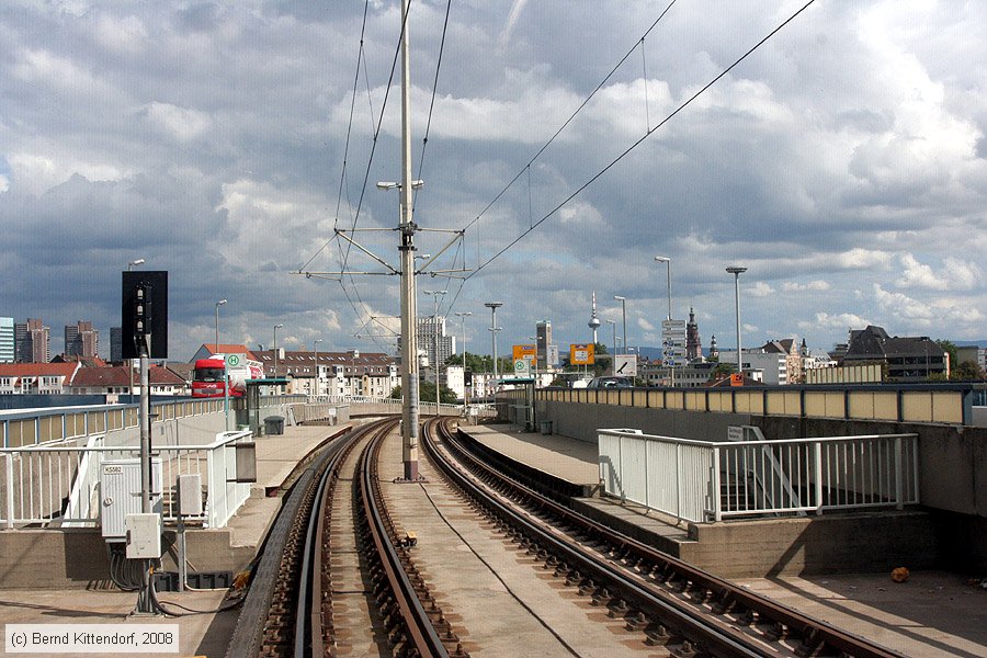Straßenbahn Mannheim - Anlagen
/ Bild: mannheimanlagen_bk0809080016.jpg