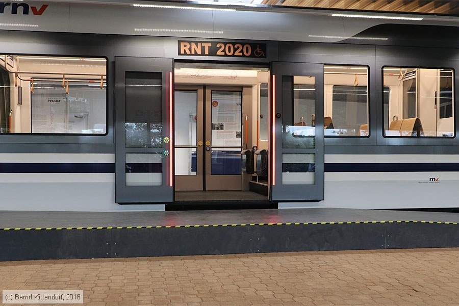 Straßenbahn Mannheim - Anlagen
/ Bild: mannheimanlagen_bk1810290007.jpg