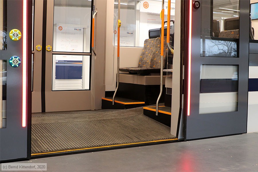 Straßenbahn Mannheim - Anlagen
/ Bild: mannheimanlagen_bk2002200078.jpg