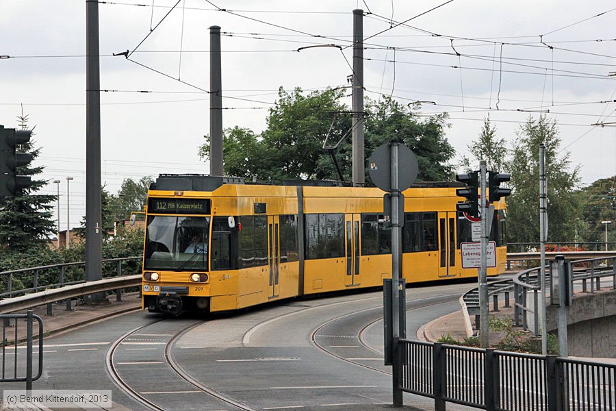 Straßenbahn Mülheim an der Ruhr - 201
/ Bild: muelheim201_bk1309010227.jpg