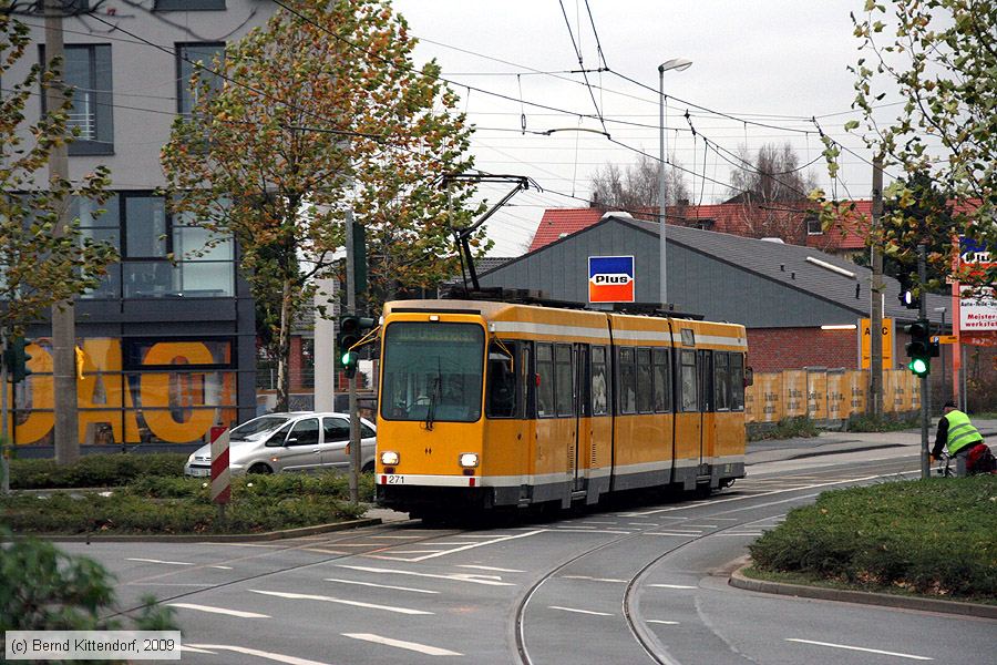 Straßenbahn Mülheim an der Ruhr - 271
/ Bild: muelheim271_bk0911250105.jpg