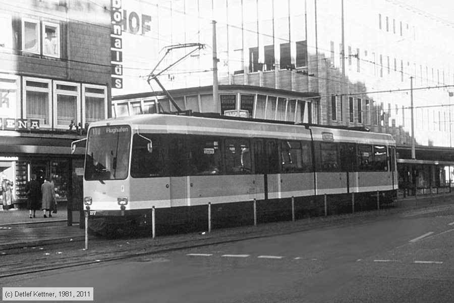 Straßenbahn Mülheim an der Ruhr - 277
/ Bild: muelheim277_dk012007.jpg