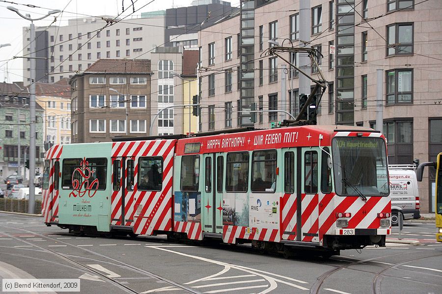 Straßenbahn Mülheim an der Ruhr - 283
/ Bild: muelheim283_bk0910220138.jpg
