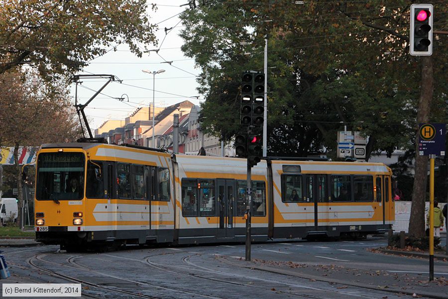Straßenbahn Mülheim an der Ruhr - 285
/ Bild: muelheim285_bk1410280052.jpg