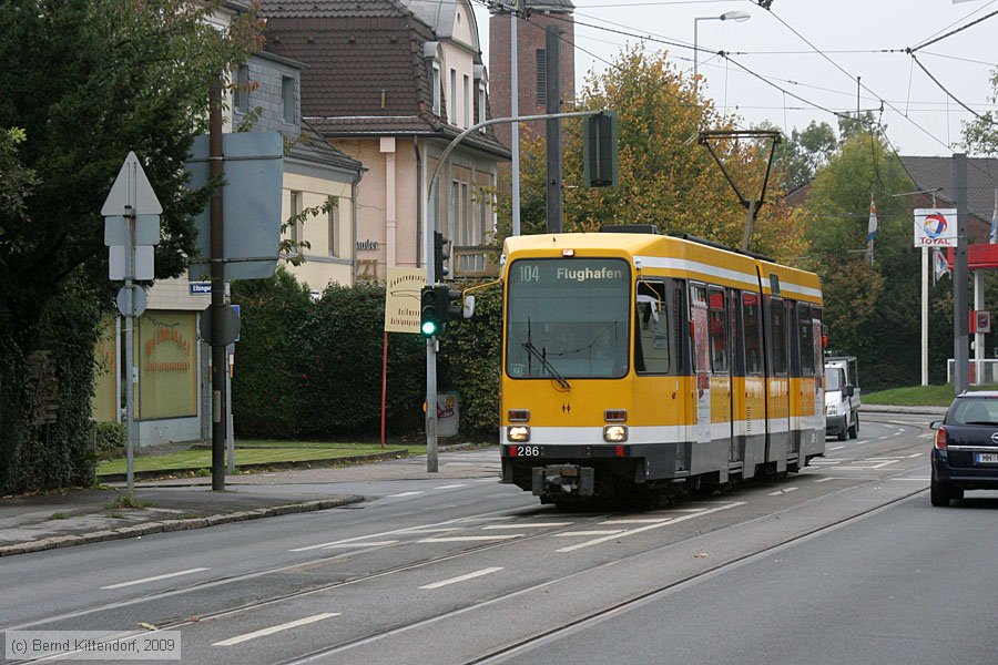Straßenbahn Mülheim an der Ruhr - 286
/ Bild: muelheim286_bk0910220105.jpg
