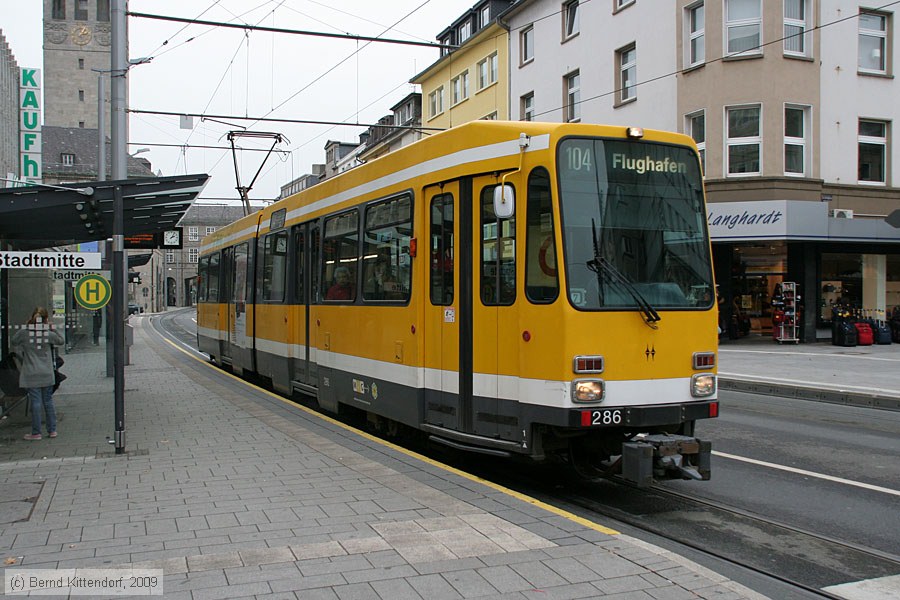 Straßenbahn Mülheim an der Ruhr - 286
/ Bild: muelheim286_bk0910220149.jpg