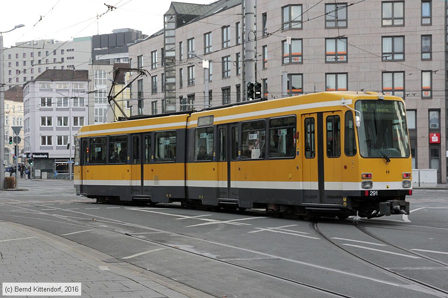 Straßenbahn Mülheim an der Ruhr - 291
/ Bild: muelheim291_bk1611050066.jpg