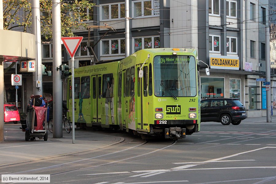Straßenbahn Mülheim an der Ruhr - 292
/ Bild: muelheim292_bk1410280035.jpg