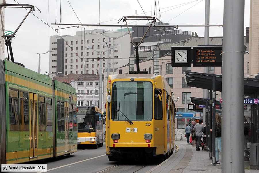 Straßenbahn Mülheim an der Ruhr - 297
/ Bild: muelheim297_bk1405230024.jpg