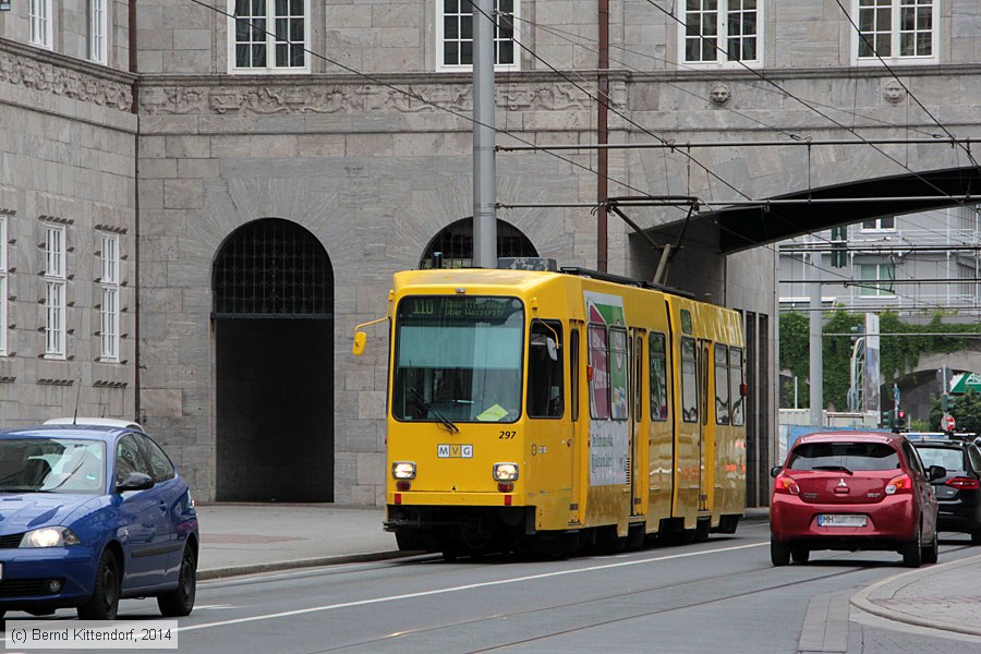 Straßenbahn Mülheim an der Ruhr - 297
/ Bild: muelheim297_bk1405230051.jpg