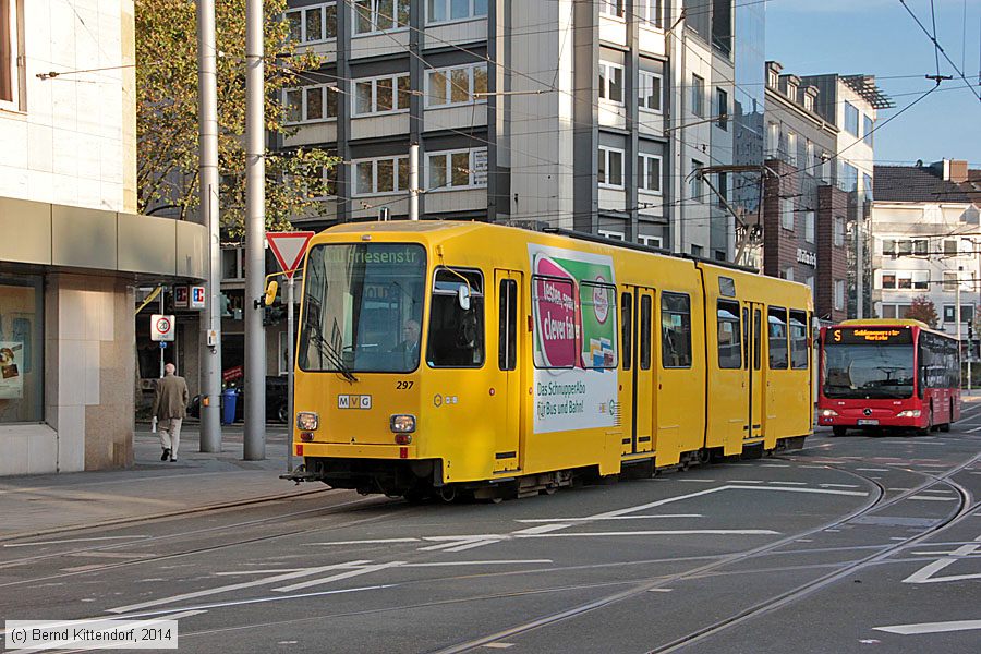 Straßenbahn Mülheim an der Ruhr - 297
/ Bild: muelheim297_bk1410280042.jpg