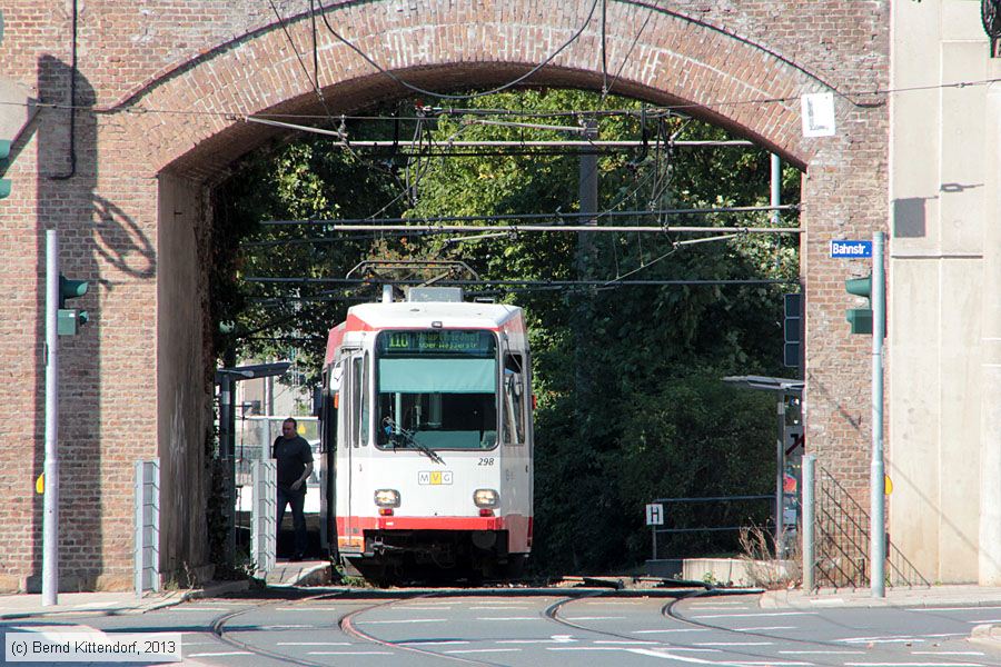Straßenbahn Mülheim an der Ruhr - 298
/ Bild: muelheim298_bk1309050084.jpg