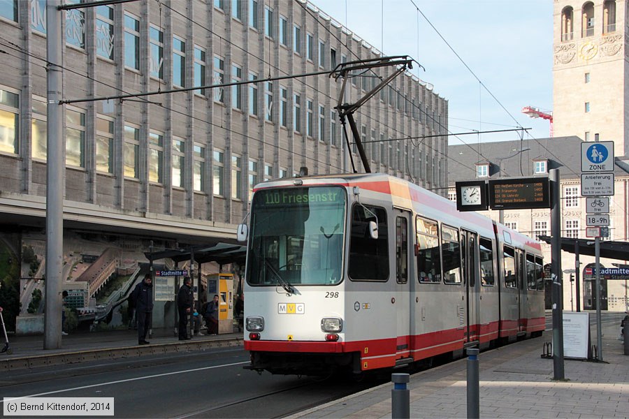 Straßenbahn Mülheim an der Ruhr - 298
/ Bild: muelheim298_bk1410280012.jpg