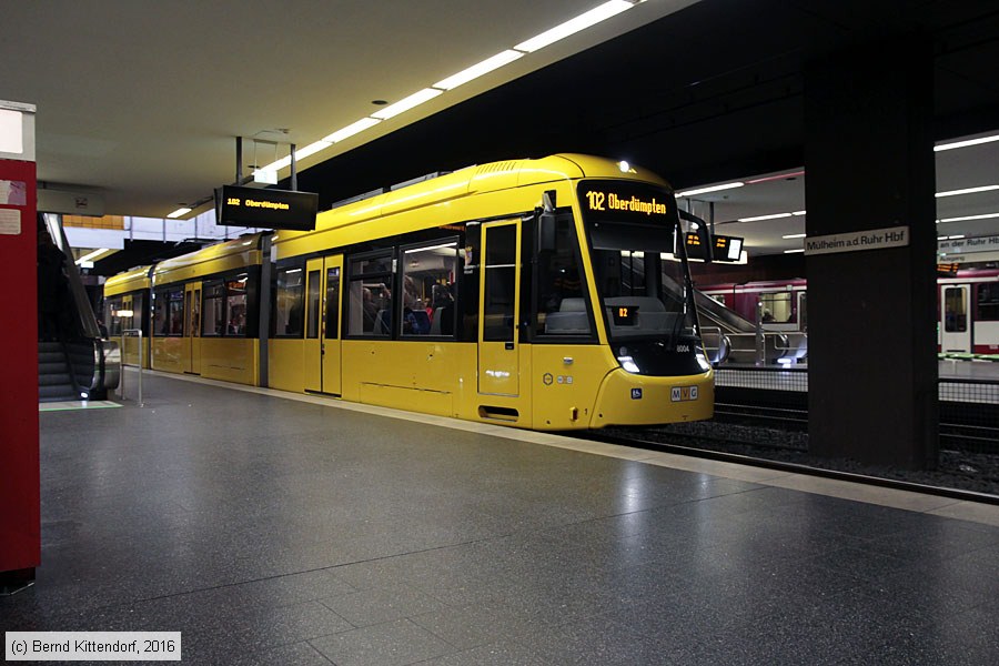 Straßenbahn Mülheim an der Ruhr - 8004
/ Bild: muelheim8004_bk1611050059.jpg