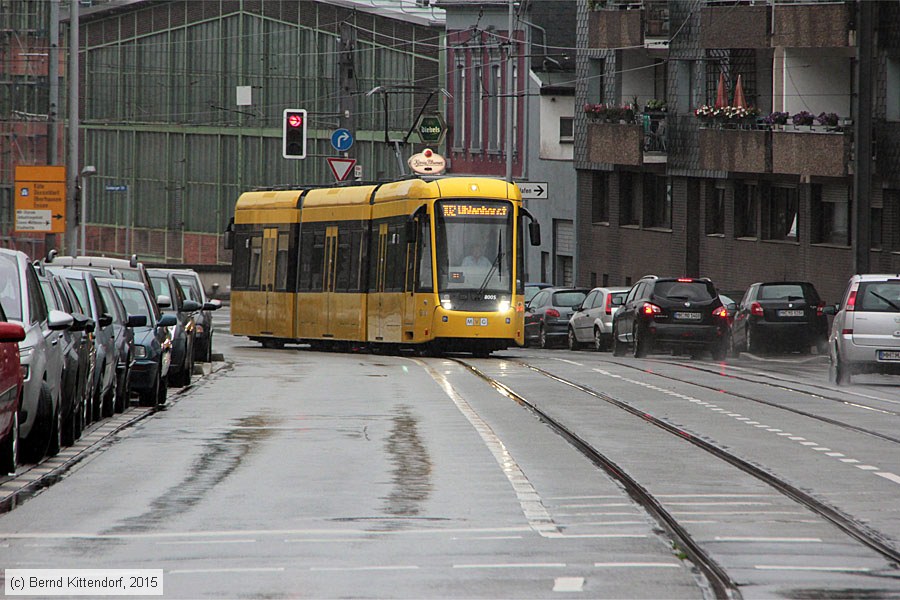 Straßenbahn Mülheim an der Ruhr - 8005
/ Bild: muelheim8005_bk1508160070.jpg