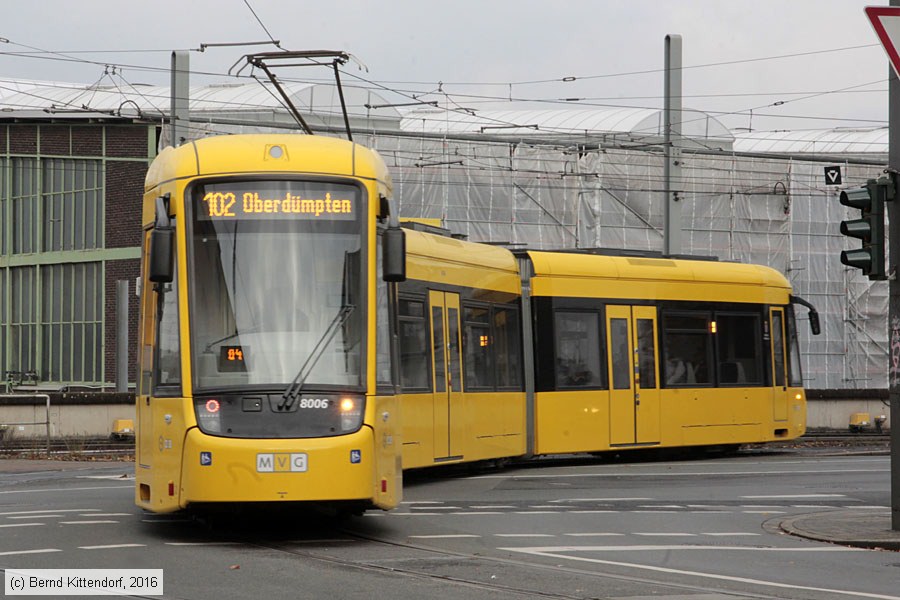 Straßenbahn Mülheim an der Ruhr - 8006
/ Bild: muelheim8006_bk1611050041.jpg