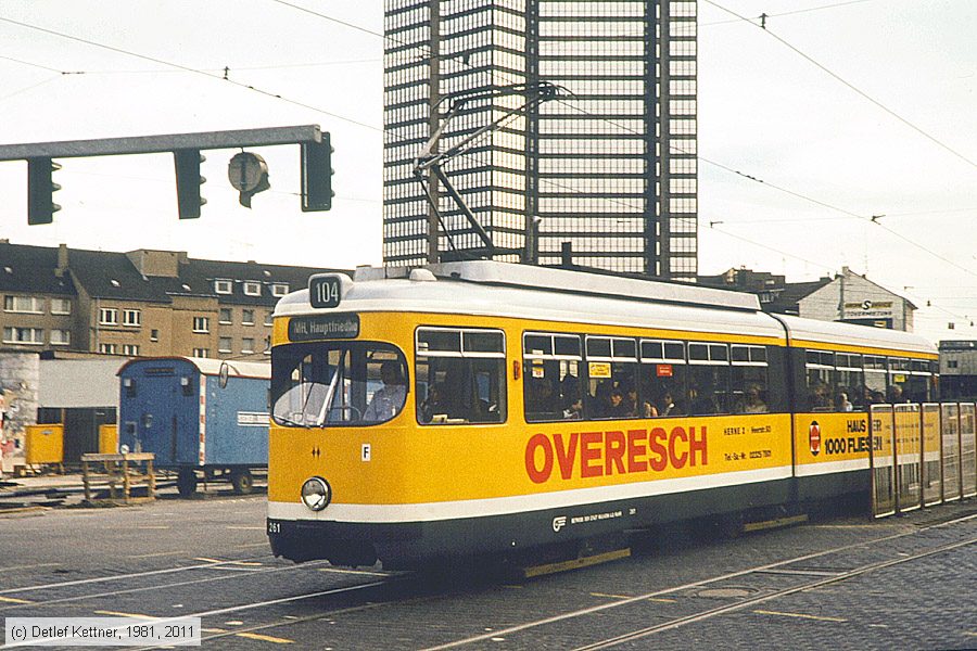 Straßenbahn Mülheim an der Ruhr - 261
/ Bild: muelheim261_dk012127.jpg