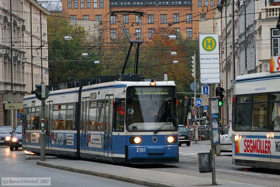 München - Straßenbahn - 2101
/ Bild: muenchen2101_bk0710260024.jpg