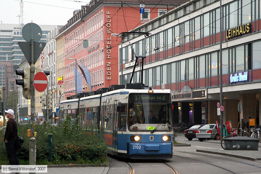 München - Straßenbahn - 2102
/ Bild: muenchen2102_bk0710270361.jpg