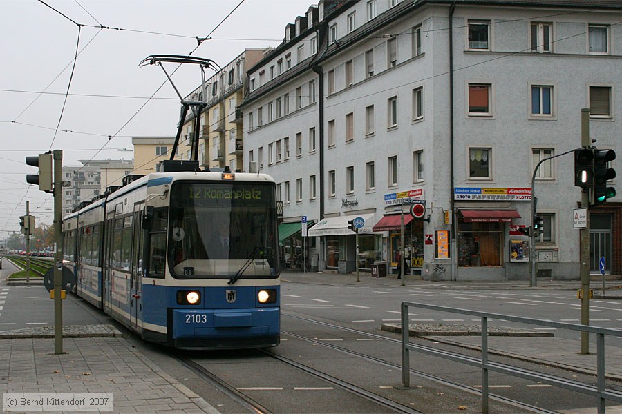 München - Straßenbahn - 2103
/ Bild: muenchen2103_bk0710270051.jpg