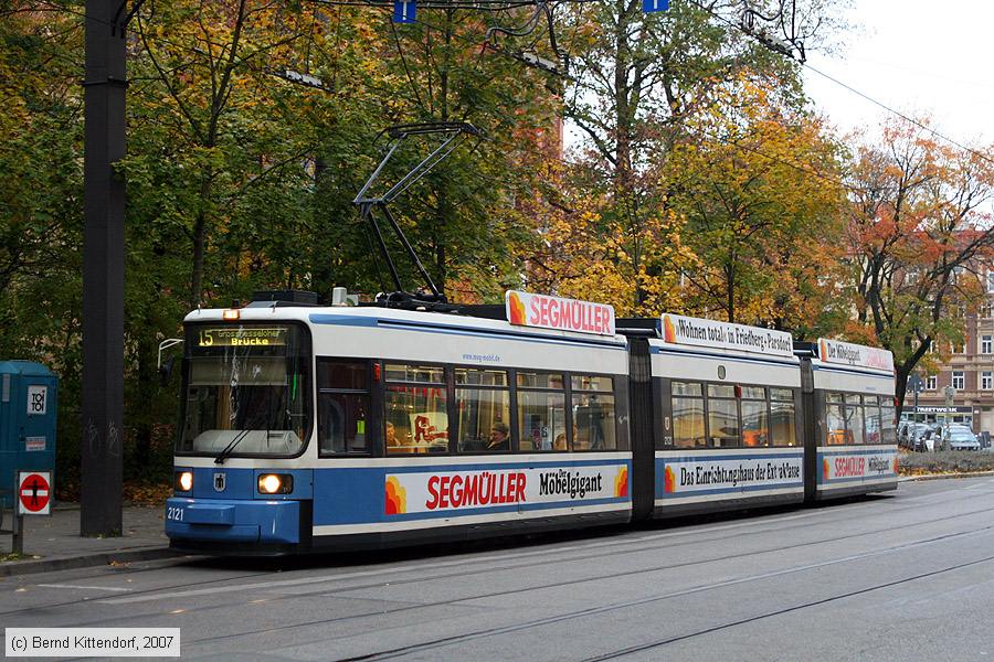 München - Straßenbahn - 2121
/ Bild: muenchen2121_bk0710260026.jpg München - Straßenbahn - 2121
/ Bild: muenchen2121_bk0710260026.jpg