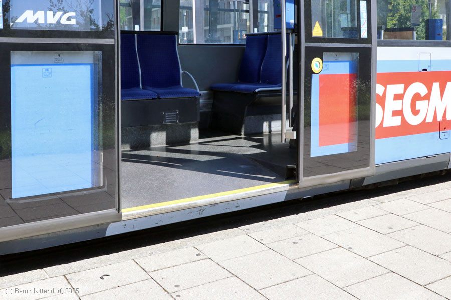 M&uuml;nchen - Stra&szlig;enbahn - 2123
/ Bild: muenchen2123_bk2508180116.jpg