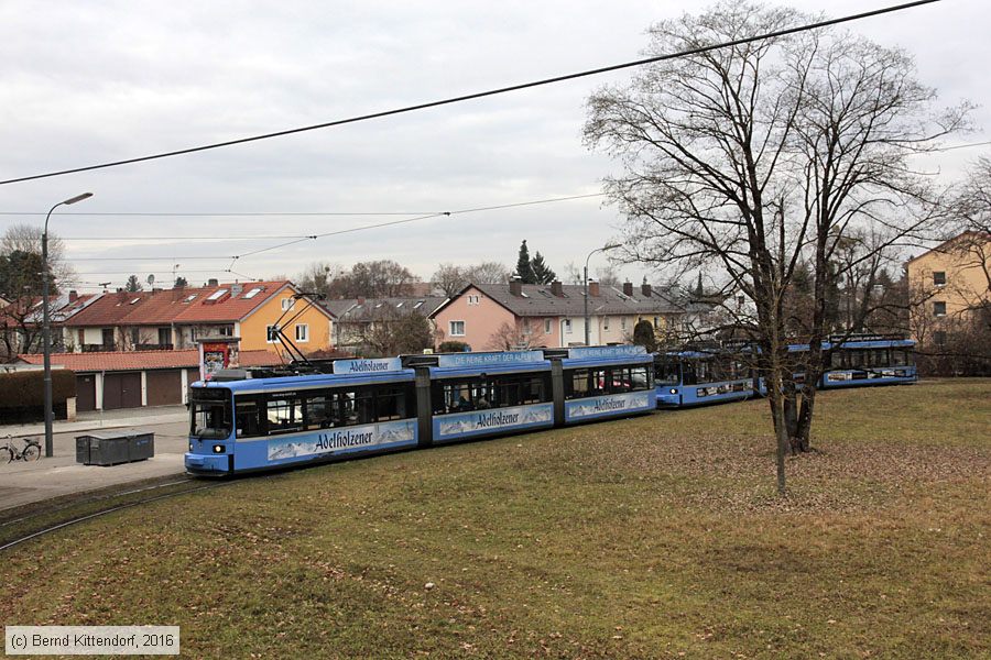 München - Straßenbahn - 2128
/ Bild: muenchen2128_bk1612180013.jpg