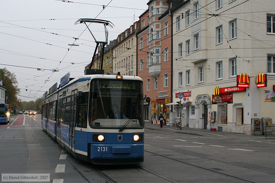München - Straßenbahn - 2131
/ Bild: muenchen2131_bk0710270012.jpg