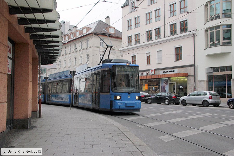 München - Straßenbahn - 2132
/ Bild: muenchen2132_bk1311280067.jpg