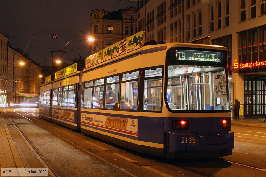 München - Straßenbahn - 2135
/ Bild: muenchen2135_bk0710250068.jpg München - Straßenbahn - 2135
/ Bild: muenchen2135_bk0710250068.jpg