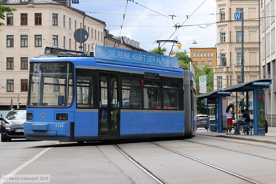 München - Straßenbahn - 2144
/ Bild: muenchen2144_bk1906160067.jpg München - Straßenbahn - 2144
/ Bild: muenchen2144_bk1906160067.jpg