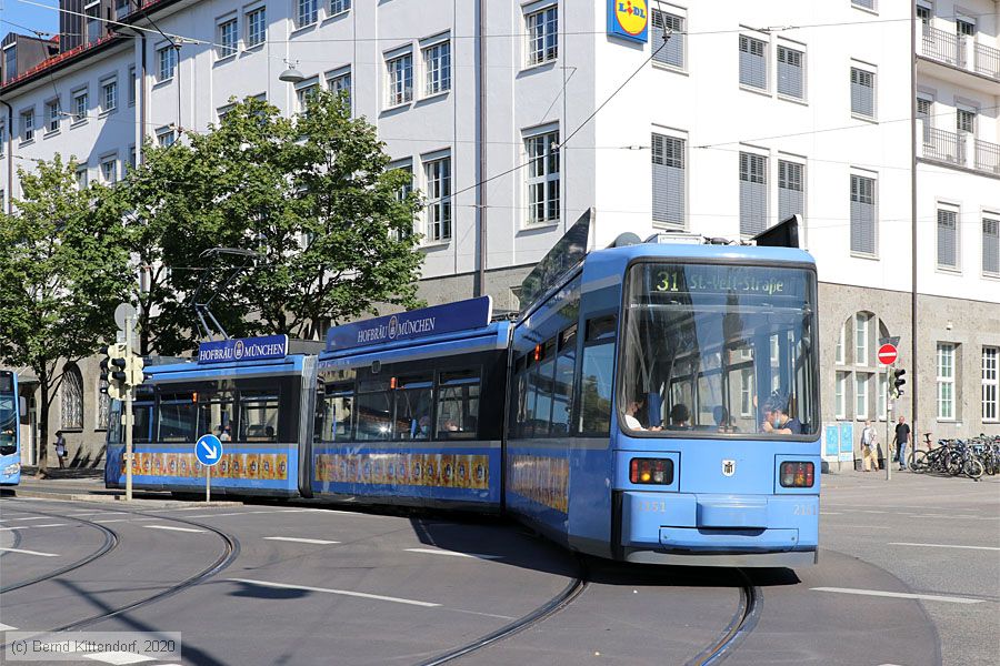 München - Straßenbahn - 2151
/ Bild: muenchen2151_bk2008210158.jpg