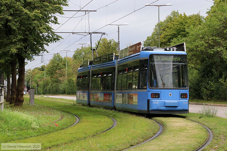 München - Straßenbahn - 2165
/ Bild: muenchen2165_bk2008220120.jpg