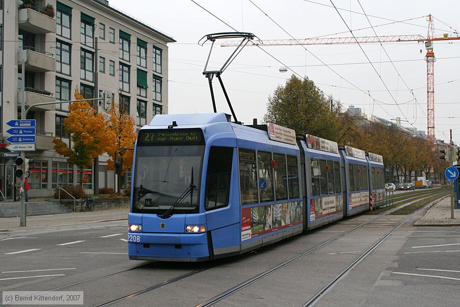 München - Straßenbahn - 2208
/ Bild: muenchen2208_bk0710270276.jpg München - Straßenbahn - 2208
/ Bild: muenchen2208_bk0710270276.jpg