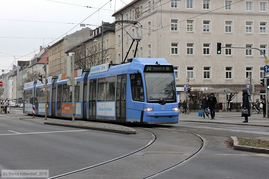 München - Straßenbahn - 2209
/ Bild: muenchen2209_bk1612190132.jpg