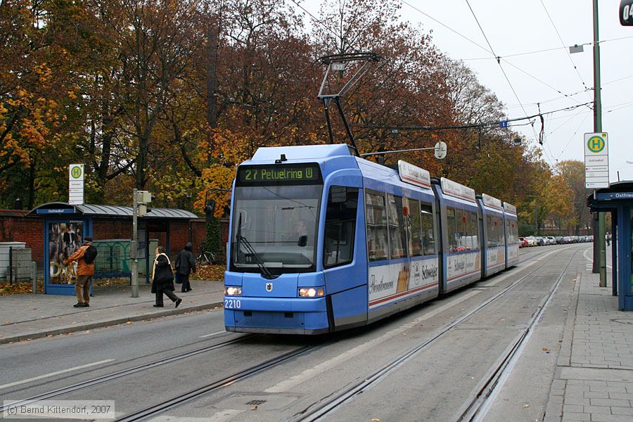 München - Straßenbahn - 2210
/ Bild: muenchen2210_bk0710270077.jpg