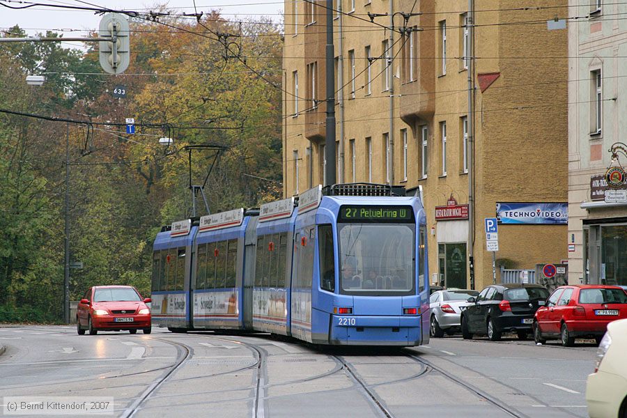 München - Straßenbahn - 2210
/ Bild: muenchen2210_bk0710270078.jpg