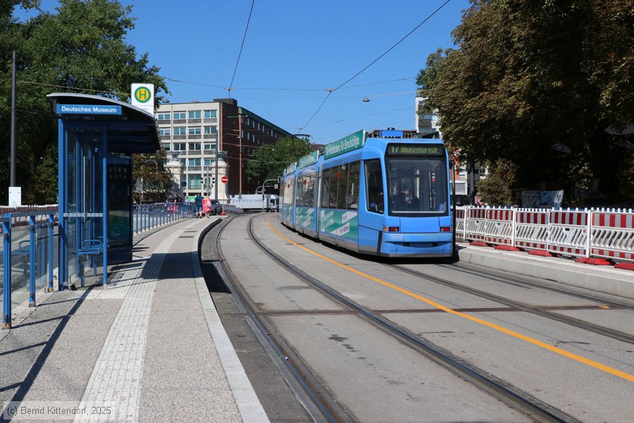 M&uuml;nchen - Stra&szlig;enbahn - 2210
/ Bild: muenchen2210_bk2508190066.jpg