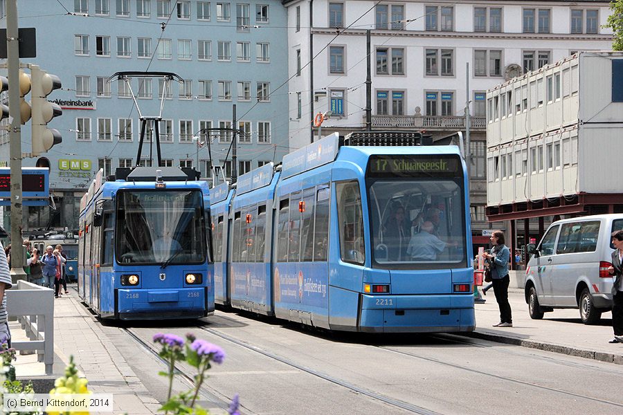 München - Straßenbahn - 2211
/ Bild: muenchen2211_bk1406170111.jpg München - Straßenbahn - 2211
/ Bild: muenchen2211_bk1406170111.jpg