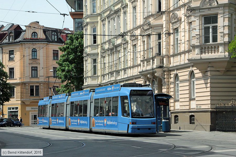 München - Straßenbahn - 2216
/ Bild: muenchen2216_bk1505120093.jpg