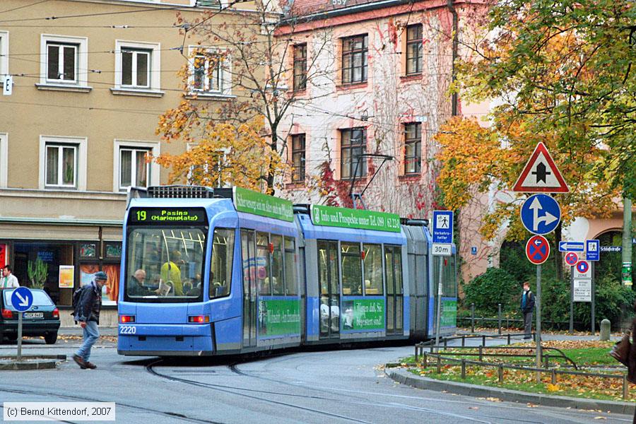 München - Straßenbahn - 2220
/ Bild: muenchen2220_bk0710260032.jpg