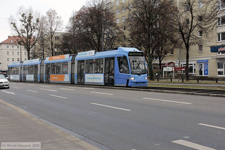München - Straßenbahn - 2220
/ Bild: muenchen2220_bk1612190104.jpg