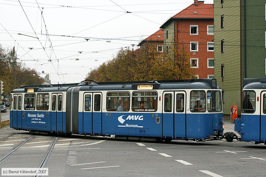München - Straßenbahn - 3014
/ Bild: muenchen3014_bk0710270307.jpg München - Straßenbahn - 3014
/ Bild: muenchen3014_bk0710270307.jpg