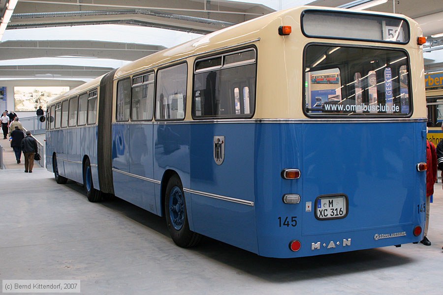 München - MVG Museum - 145
/ Bild: muenchenbus145_bk0710270120.jpg