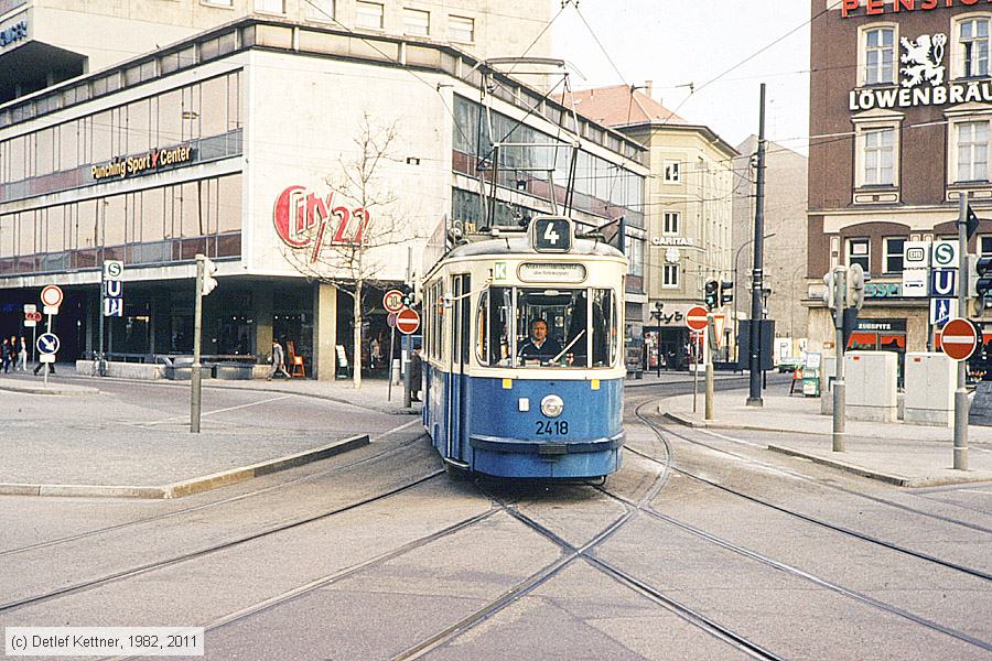 M&uuml;nchen - Stra&szlig;enbahn - 2418
/ Bild: muenchen2418_dk024338.jpg