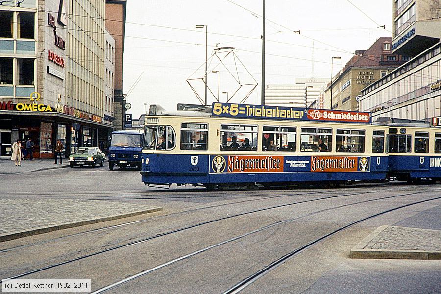 M&uuml;nchen - Stra&szlig;enbahn - 2433
/ Bild: muenchen2433_dk024409.jpg